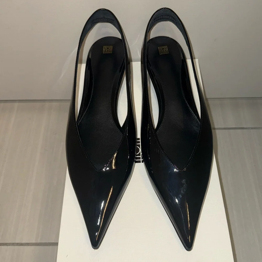 Toteme Wedge Slingback Pumps, 39, Black - Picture 3 of 14